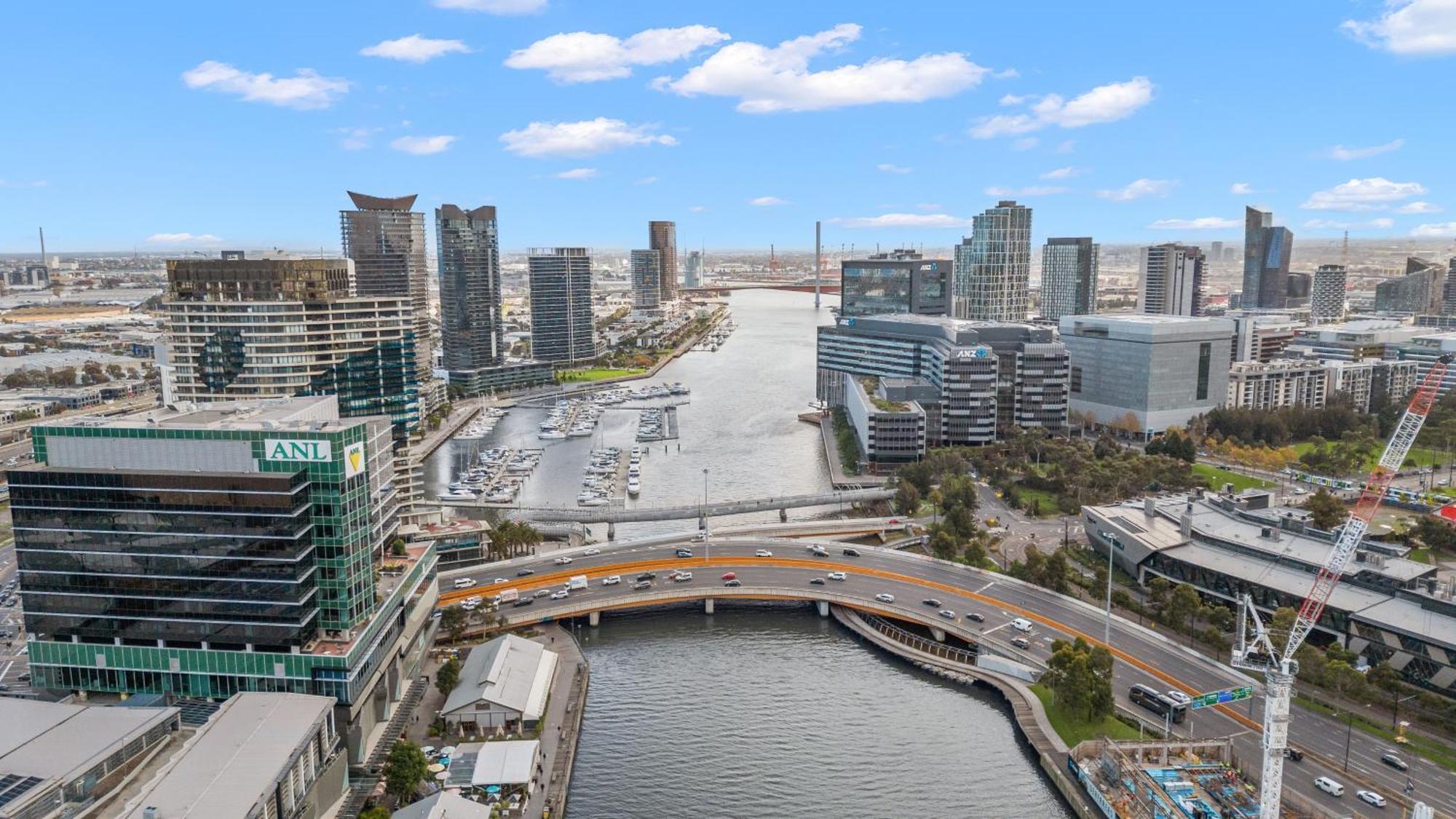 Resort Style Living Yarra Wharf Melbourne Exteriör bild